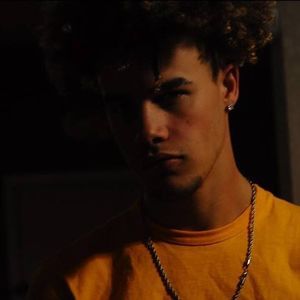 Meet your Posher, Cashon